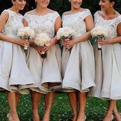Light Grey Off Shoulder Knee-Length Organza Bridesmaid Dress