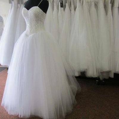 White Tulle Spaghetti Straps Ball Gown Prom Dresses with Sequins Beading
