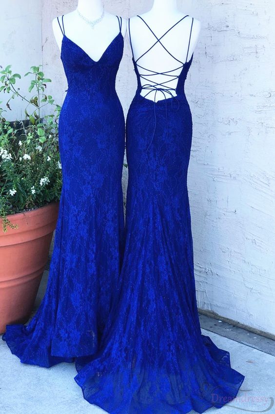 Elegant Royal Blue A-Line Prom Dress with Lace Appliques and Convenient Pockets
